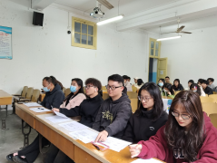 公司举办新团员发展答辩展示会